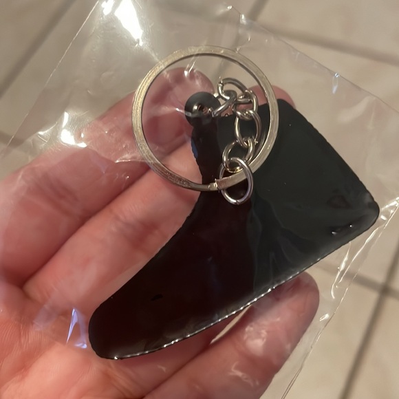 Keychain ✨ - Picture 2 of 2